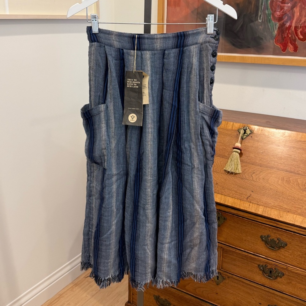 BSBEE Skirt